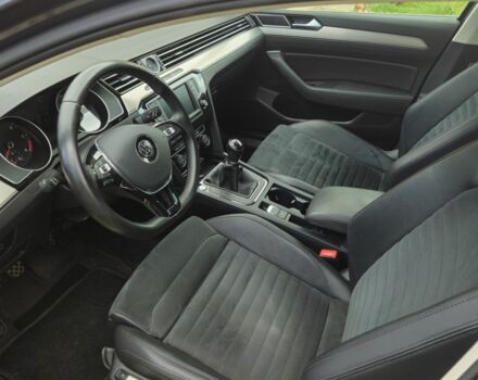 Серый Фольксваген Пассат Вариант, объемом двигателя 2 л и пробегом 248 тыс. км за 15300 $, фото 4 на Automoto.ua