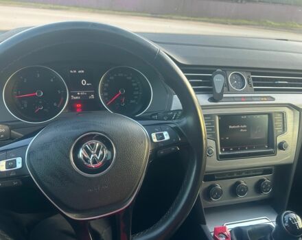 Сірий Фольксваген Пассат Варіант, об'ємом двигуна 1.6 л та пробігом 216 тис. км за 13100 $, фото 3 на Automoto.ua