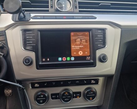 Серый Фольксваген Пассат Вариант, объемом двигателя 1.6 л и пробегом 250 тыс. км за 14300 $, фото 2 на Automoto.ua