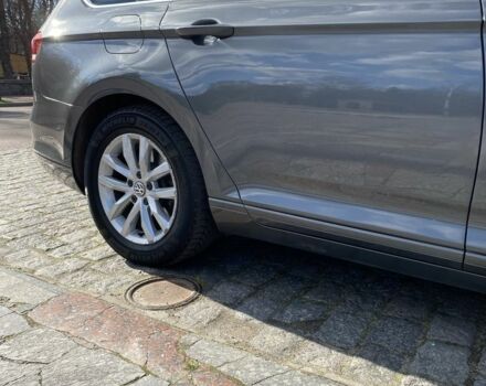 Серый Фольксваген Пассат Вариант, объемом двигателя 1.6 л и пробегом 230 тыс. км за 12500 $, фото 7 на Automoto.ua