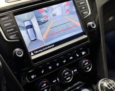 Фольксваген Пассат Варіант 2016 у Києві на Automoto.ua Сірий Фольксваген Пассат Варіант, об'ємом двигуна 2 л та пробігом 245 тис. км за 14038 $, фото 4 на Automoto.ua