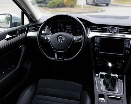 Сірий Фольксваген Пассат Варіант, об'ємом двигуна 2 л та пробігом 238 тис. км за 15300 $, фото 3 на Automoto.ua