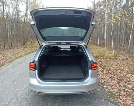 Фольксваген Пассат Варіант 2016 у Радомышле на Automoto.ua Сірий Фольксваген Пассат Варіант, об'ємом двигуна 2 л та пробігом 286 тис. км за 14500 $, фото 12 на Automoto.ua