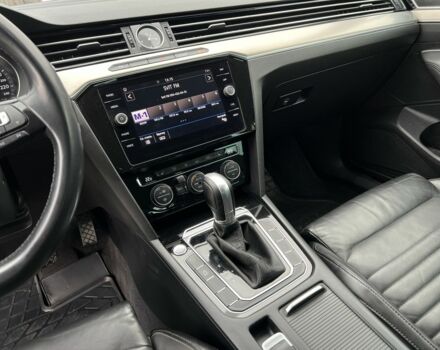 Сірий Фольксваген Пассат Варіант, об'ємом двигуна 2 л та пробігом 280 тис. км за 15500 $, фото 16 на Automoto.ua