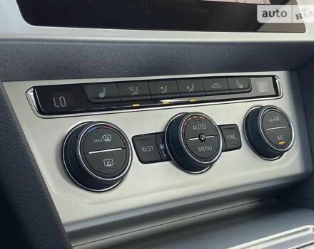 Серый Фольксваген Пассат Вариант, объемом двигателя 2 л и пробегом 210 тыс. км за 17300 $, фото 7 на Automoto.ua