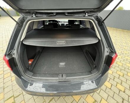 Сірий Фольксваген Пассат Варіант, об'ємом двигуна 2 л та пробігом 276 тис. км за 12800 $, фото 10 на Automoto.ua