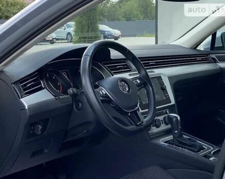 Серый Фольксваген Пассат Вариант, объемом двигателя 2 л и пробегом 210 тыс. км за 17300 $, фото 5 на Automoto.ua