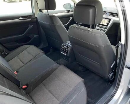 Серый Фольксваген Пассат Вариант, объемом двигателя 2 л и пробегом 210 тыс. км за 17300 $, фото 14 на Automoto.ua