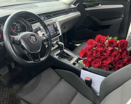 Сірий Фольксваген Пассат Варіант, об'ємом двигуна 2 л та пробігом 276 тис. км за 12800 $, фото 8 на Automoto.ua