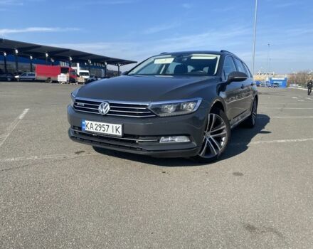 Фольксваген Пассат Вариант 2017 в Киеве на Automoto.ua Серый Фольксваген Пассат Вариант, объемом двигателя 2 л и пробегом 295 тыс. км за 14500 $, фото 1 на Automoto.ua