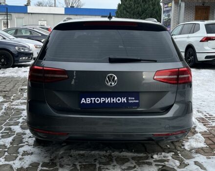 Серый Фольксваген Пассат Вариант, объемом двигателя 1.6 л и пробегом 211 тыс. км за 14900 $, фото 2 на Automoto.ua