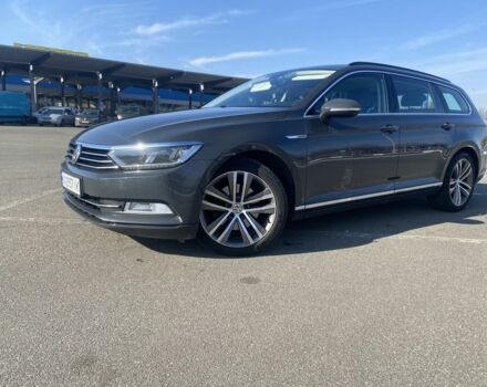 Фольксваген Пассат Вариант 2017 в Киеве на Automoto.ua Серый Фольксваген Пассат Вариант, объемом двигателя 2 л и пробегом 295 тыс. км за 14500 $, фото 3 на Automoto.ua