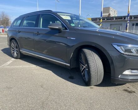 Фольксваген Пассат Вариант 2017 в Киеве на Automoto.ua Серый Фольксваген Пассат Вариант, объемом двигателя 2 л и пробегом 295 тыс. км за 14500 $, фото 6 на Automoto.ua