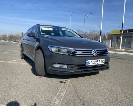 Фольксваген Пассат Вариант 2017 в Киеве на Automoto.ua Серый Фольксваген Пассат Вариант, объемом двигателя 2 л и пробегом 295 тыс. км за 14500 $, фото 5 на Automoto.ua