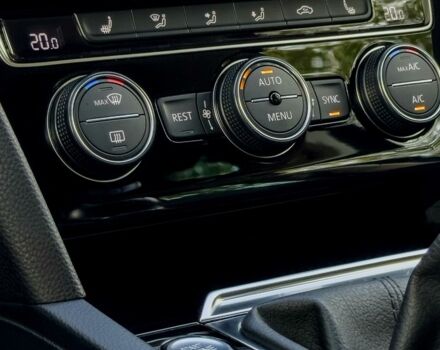 Сірий Фольксваген Пассат Варіант, об'ємом двигуна 2 л та пробігом 165 тис. км за 18850 $, фото 22 на Automoto.ua