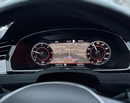 Сірий Фольксваген Пассат Варіант, об'ємом двигуна 2 л та пробігом 240 тис. км за 19500 $, фото 4 на Automoto.ua