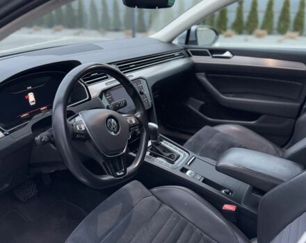 Сірий Фольксваген Пассат Варіант, об'ємом двигуна 2 л та пробігом 240 тис. км за 19500 $, фото 17 на Automoto.ua