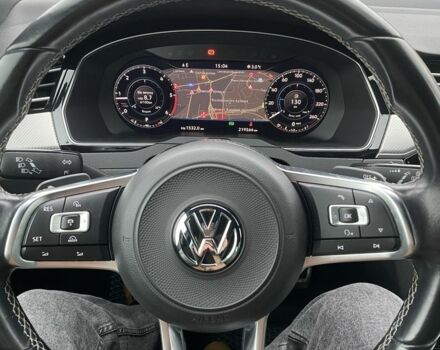 Серый Фольксваген Пассат Вариант, объемом двигателя 2 л и пробегом 239 тыс. км за 19300 $, фото 7 на Automoto.ua