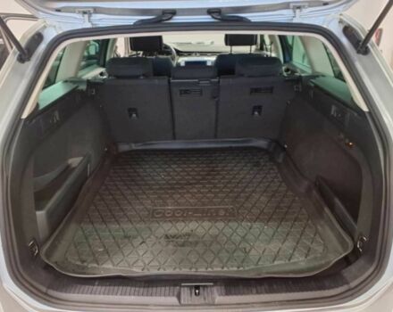 Серый Фольксваген Пассат Вариант, объемом двигателя 2 л и пробегом 147 тыс. км за 14900 $, фото 12 на Automoto.ua