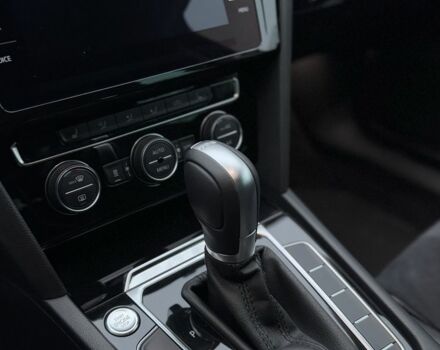 Сірий Фольксваген Пассат Варіант, об'ємом двигуна 2 л та пробігом 240 тис. км за 19500 $, фото 14 на Automoto.ua