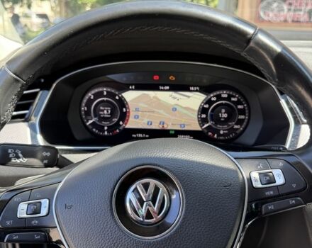 Серый Фольксваген Пассат Вариант, объемом двигателя 2 л и пробегом 255 тыс. км за 22000 $, фото 7 на Automoto.ua