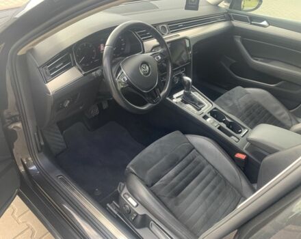 Фольксваген Пассат Вариант 2019 в Луцке на Automoto.ua Серый Фольксваген Пассат Вариант, объемом двигателя 2 л и пробегом 197 тыс. км за 21699 $, фото 7 на Automoto.ua