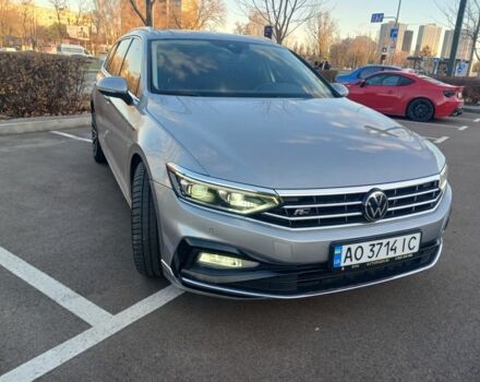 Серый Фольксваген Пассат Вариант, объемом двигателя 2 л и пробегом 200 тыс. км за 20651 $, фото 2 на Automoto.ua