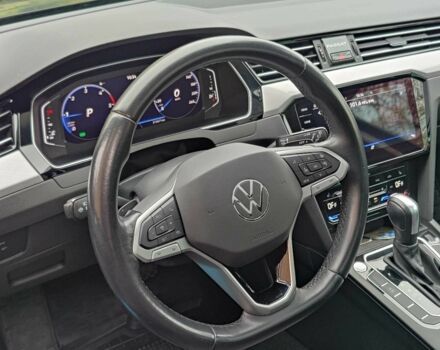 Сірий Фольксваген Пассат Варіант, об'ємом двигуна 2 л та пробігом 215 тис. км за 20500 $, фото 6 на Automoto.ua