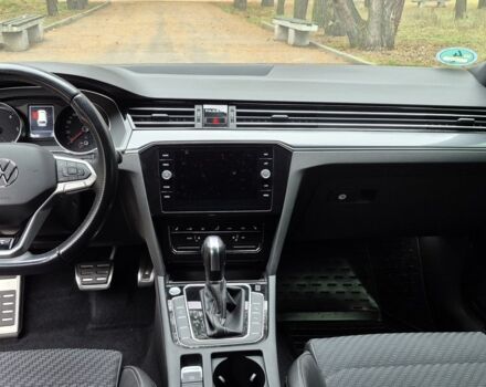 Серый Фольксваген Пассат Вариант, объемом двигателя 2 л и пробегом 207 тыс. км за 23900 $, фото 17 на Automoto.ua