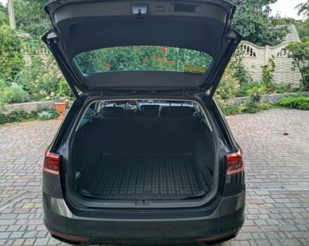 Сірий Фольксваген Пассат Варіант, об'ємом двигуна 2 л та пробігом 215 тис. км за 20500 $, фото 11 на Automoto.ua