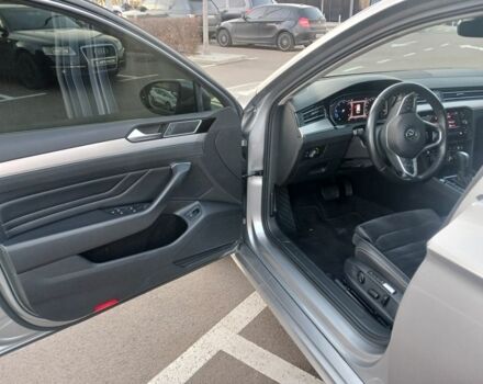 Серый Фольксваген Пассат Вариант, объемом двигателя 2 л и пробегом 200 тыс. км за 20651 $, фото 6 на Automoto.ua