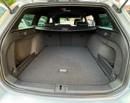 Сірий Фольксваген Пассат Варіант, об'ємом двигуна 2 л та пробігом 33 тис. км за 32299 $, фото 15 на Automoto.ua