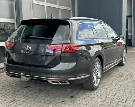 Фольксваген Пассат Вариант 2023 в Киеве на Automoto.ua Серый Фольксваген Пассат Вариант, объемом двигателя 2 л и пробегом 19 тыс. км за 5100 $, фото 4 на Automoto.ua