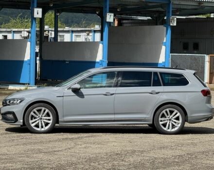 Серый Фольксваген Пассат Вариант, объемом двигателя 2 л и пробегом 30 тыс. км за 32999 $, фото 5 на Automoto.ua