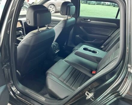 Фольксваген Пассат Вариант 2023 в Киеве на Automoto.ua Серый Фольксваген Пассат Вариант, объемом двигателя 2 л и пробегом 19 тыс. км за 5100 $, фото 10 на Automoto.ua