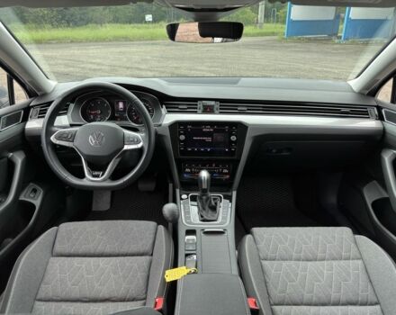 Серый Фольксваген Пассат Вариант, объемом двигателя 2 л и пробегом 30 тыс. км за 32999 $, фото 7 на Automoto.ua