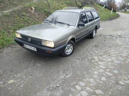 Серый Фольксваген Пассат Вариант, объемом двигателя 0 л и пробегом 300 тыс. км за 950 $, фото 1 на Automoto.ua