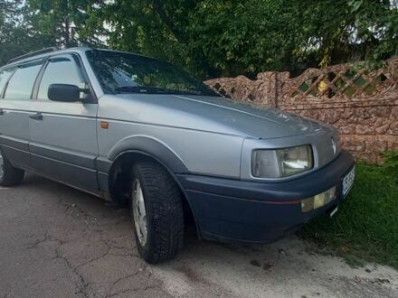 Фольксваген Пассат Вариант 1989 в Чернигове на Automoto.ua Серый Фольксваген Пассат Вариант, объемом двигателя 1.8 л и пробегом 596 тыс. км за 2000 $, фото 1 на Automoto.ua