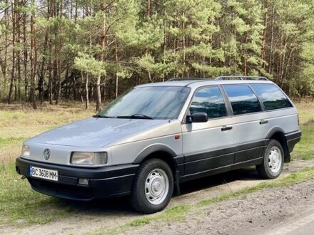 Фольксваген Пассат Вариант 1992 в Харькове на Automoto.ua Серый Фольксваген Пассат Вариант, объемом двигателя 2 л и пробегом 350 тыс. км за 3350 $, фото 1 на Automoto.ua