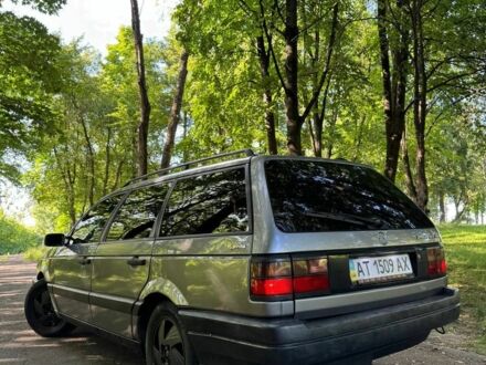 Фольксваген Пассат Вариант 1993 в Калуше на Automoto.ua Серый Фольксваген Пассат Вариант, объемом двигателя 2 л и пробегом 280 тыс. км за 1900 $, фото 1 на Automoto.ua