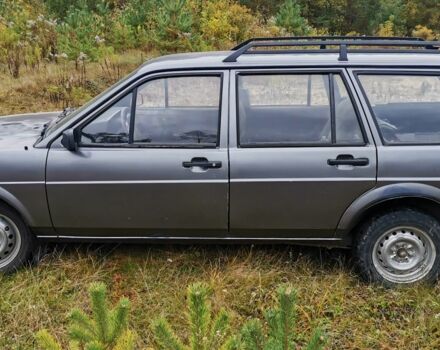 Серый Фольксваген Пассат Вариант, объемом двигателя 1.8 л и пробегом 330 тыс. км за 999 $, фото 1 на Automoto.ua