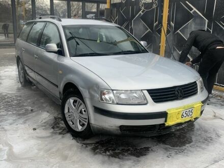 Фольксваген Пассат Вариант 1999 в Межевой на Automoto.ua Серый Фольксваген Пассат Вариант, объемом двигателя 1.6 л и пробегом 295 тыс. км за 2400 $, фото 1 на Automoto.ua