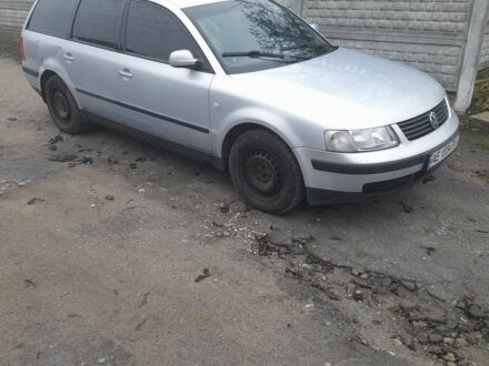 Сірий Фольксваген Пассат Варіант, об'ємом двигуна 1.6 л та пробігом 382 тис. км за 3200 $, фото 1 на Automoto.ua