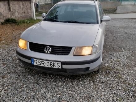 Серый Фольксваген Пассат Вариант, объемом двигателя 0 л и пробегом 1000 тыс. км за 1200 $, фото 1 на Automoto.ua