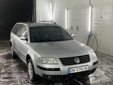 Фольксваген Пассат Вариант 2001 в Вараш (Кузнецовск) на Automoto.ua Серый Фольксваген Пассат Вариант, объемом двигателя 1.9 л и пробегом 400 тыс. км за 4300 $, фото 1 на Automoto.ua
