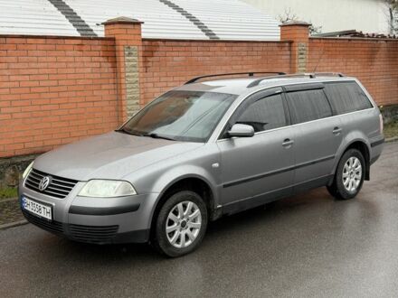 Серый Фольксваген Пассат Вариант, объемом двигателя 1.6 л и пробегом 260 тыс. км за 3499 $, фото 1 на Automoto.ua