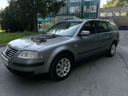 Фольксваген Пассат Варіант 2002 у Чернівцях на Automoto.ua Сірий Фольксваген Пассат Варіант, об'ємом двигуна 1.9 л та пробігом 405 тис. км за 3300 $, фото 1 на Automoto.ua