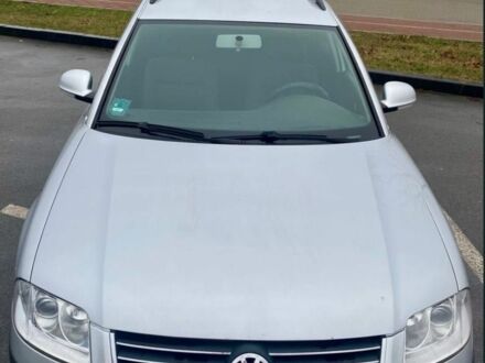 Серый Фольксваген Пассат Вариант, объемом двигателя 1.9 л и пробегом 309 тыс. км за 2658 $, фото 1 на Automoto.ua