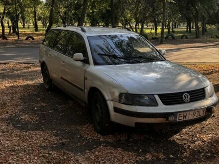 Фольксваген Пассат Вариант 2002 в Краматорске на Automoto.ua Серый Фольксваген Пассат Вариант, объемом двигателя 1.9 л и пробегом 215 тыс. км за 1273 $, фото 1 на Automoto.ua