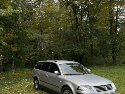 Фольксваген Пассат Вариант 2002 в Волочиске на Automoto.ua Серый Фольксваген Пассат Вариант, объемом двигателя 2 л и пробегом 233 тыс. км за 3950 $, фото 1 на Automoto.ua